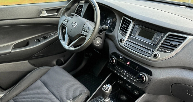 Hyundai Tucson cena 72500 przebieg: 50820, rok produkcji 2016 z Koszalin małe 191